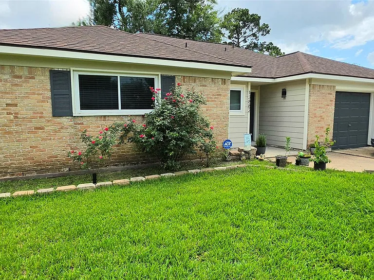 13882 Foxford Way — Photo 16