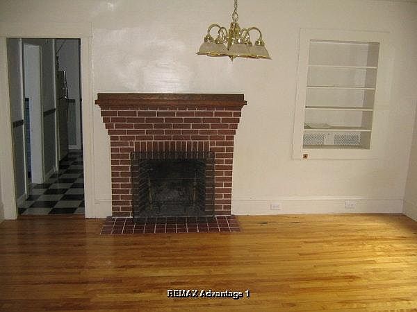2nd image of 19 Brantwood Rd