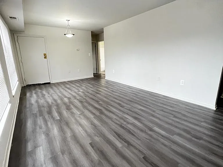 5301 Quincy St — Photo 21