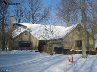 622 Yarmouth Ln, Bay Village, OH 44140