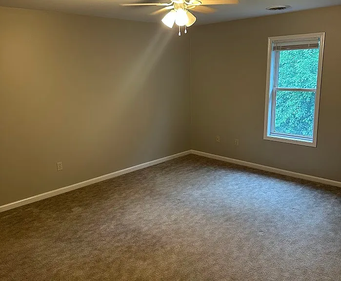 878 Poplar St — Photo 21
