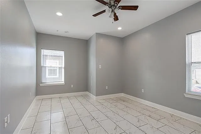 55 Carriage Ln #D — Photo 10
