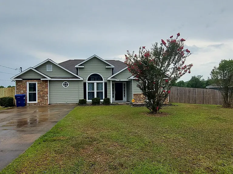 98 Lee Road 2095 — Photo 26