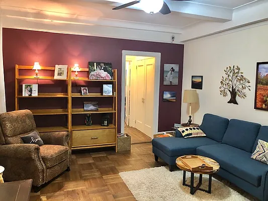 Rented by Buchbinder & Warren | media 22