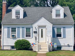 30 Dudley St, Saugus, MA 01906