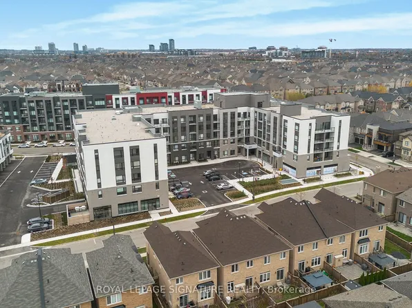 3250 Carding Mill Trl, Oakville, ON