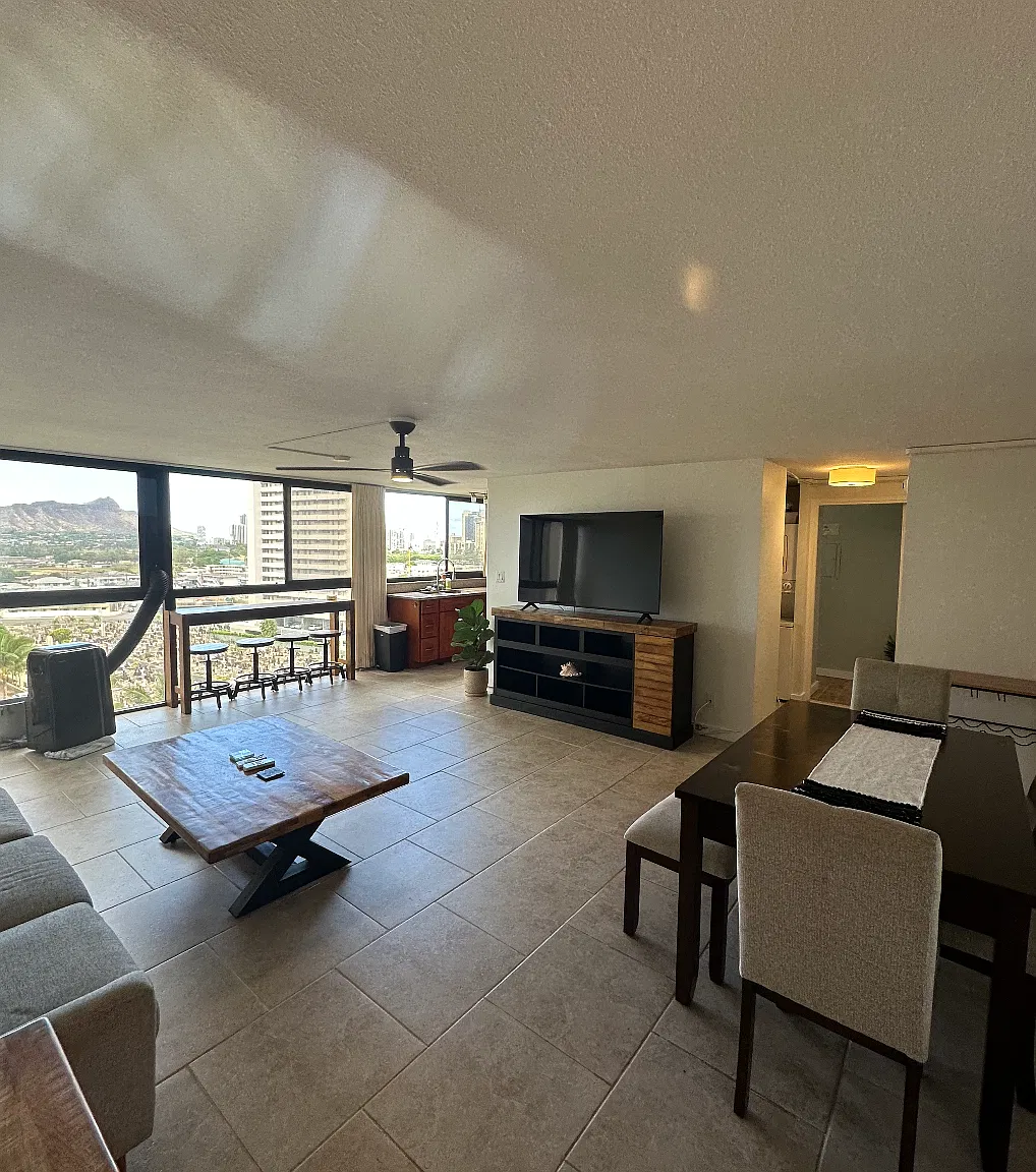 2 bed, 1049 sqft, $3,500 — Photo 1