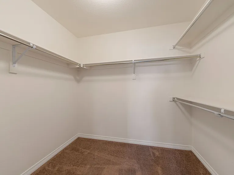 14776 Oslo Ave — Photo 17