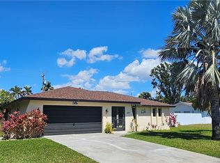 237 SW 48th Ter, Cape Coral, FL 33914