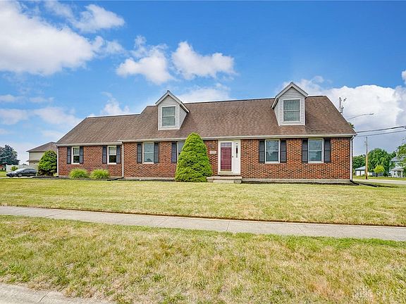 5th image of 1291 University Dr
