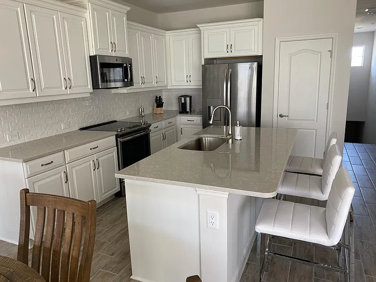 6940 Avalon Cir #507 — Photo 8