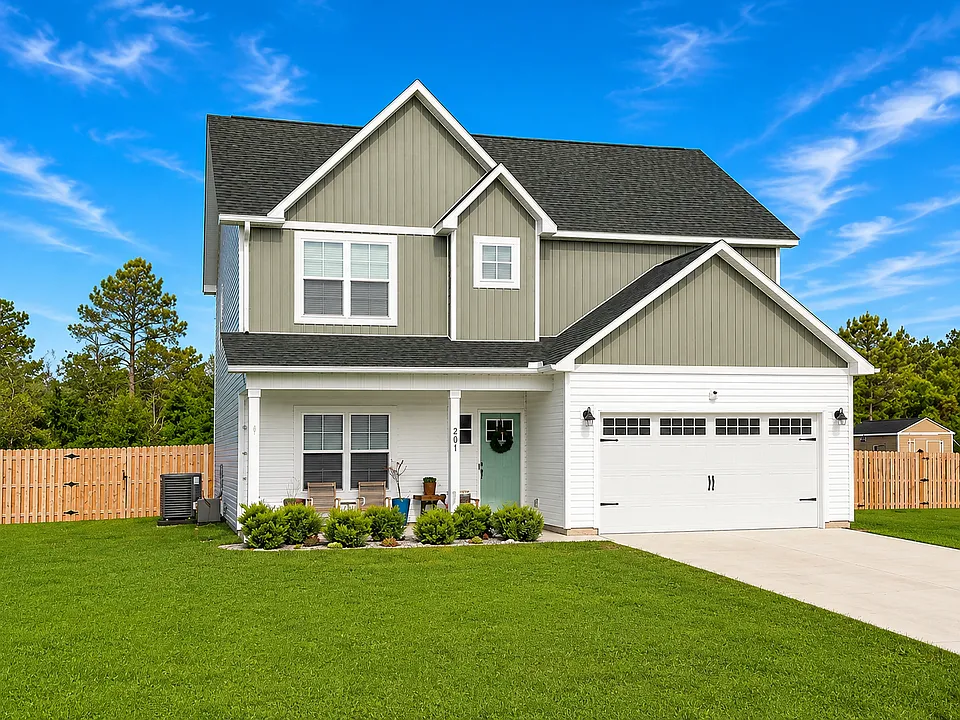 281 E Ivybridge Dr