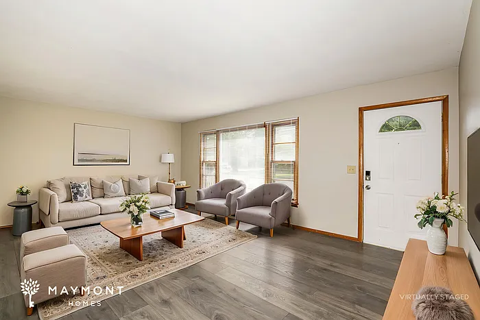429 Brookside Ln — Photo 5