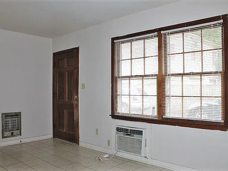 604 N Wood Ave #1-10 — Photo 4