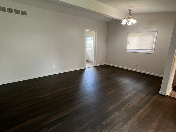 3rd image of 15131 Northfield Blvd