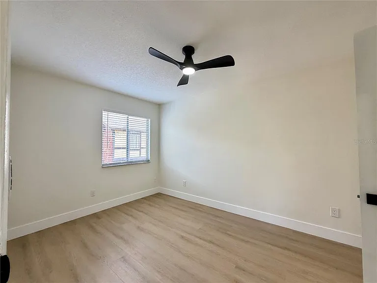 5100 Picadilly Circus Ct #12 — Photo 16