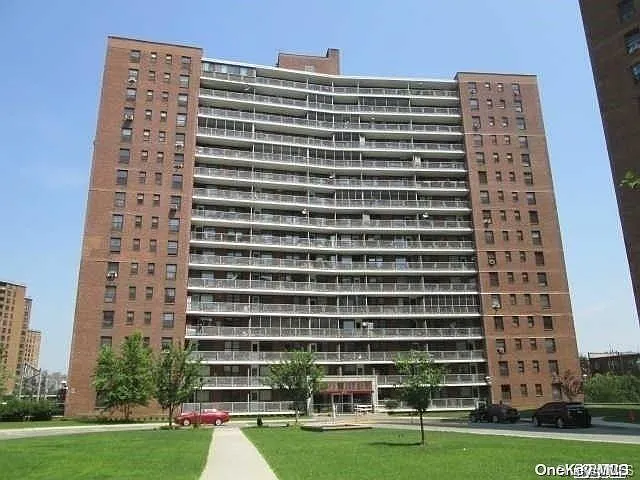 61-45 98th St #9N photo 1
