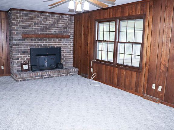 4th image of 808 Virginia Ave