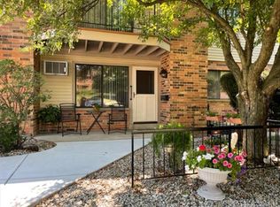 4445 S Greenridge Cir, Milwaukee, WI 53220
