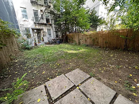 Rented by Ulas Real Estates Inc | media 2