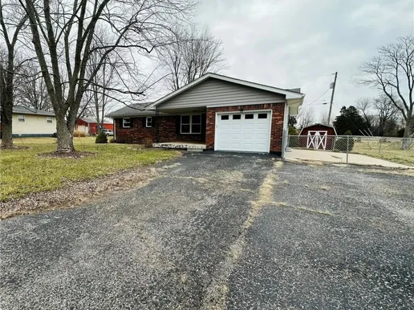 2450 N Lake View Drive, Austin, IN 47102