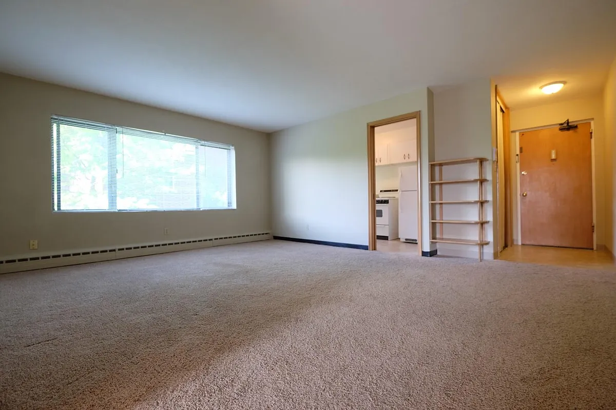 Building Photo - Laurel Terrace