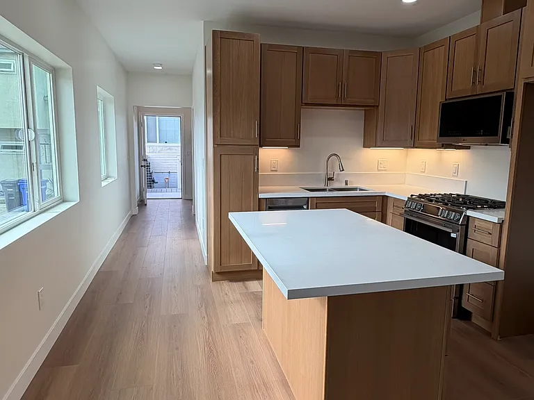 2772 Massachusetts Ave — Photo 4