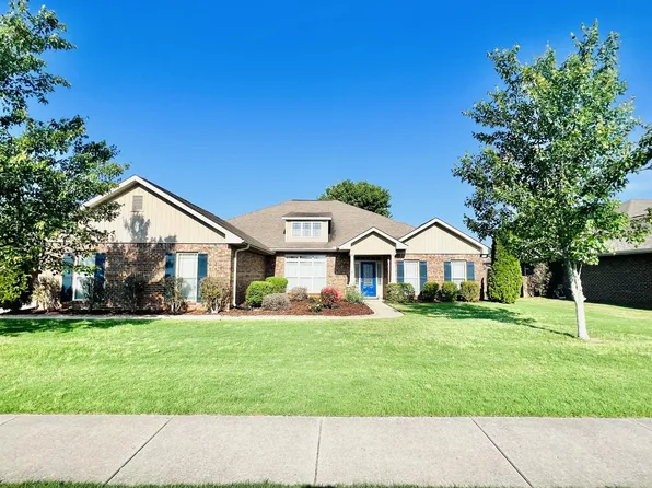 630 Summer Cove Cir NW, Madison, AL 35757