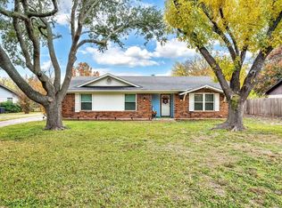 308 Ivy Ln, Hewitt, TX 76643