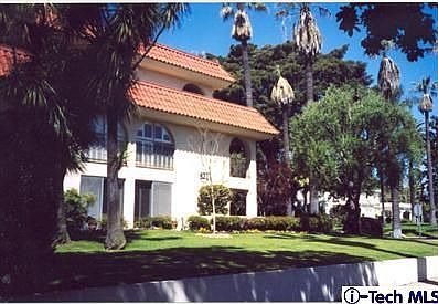 1st image of 437 S Orange Grove Blvd APT 3