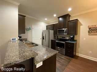 1247 Cypress Fall Cir, Fort Stewart, GA 31313