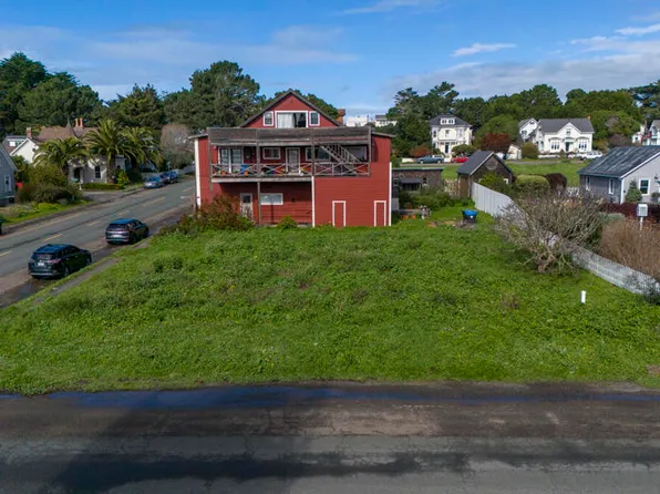 45070 Ukiah St, Mendocino, CA 95460