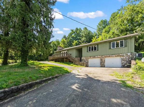 30 Arlington Extension, Bryson City, NC 28713