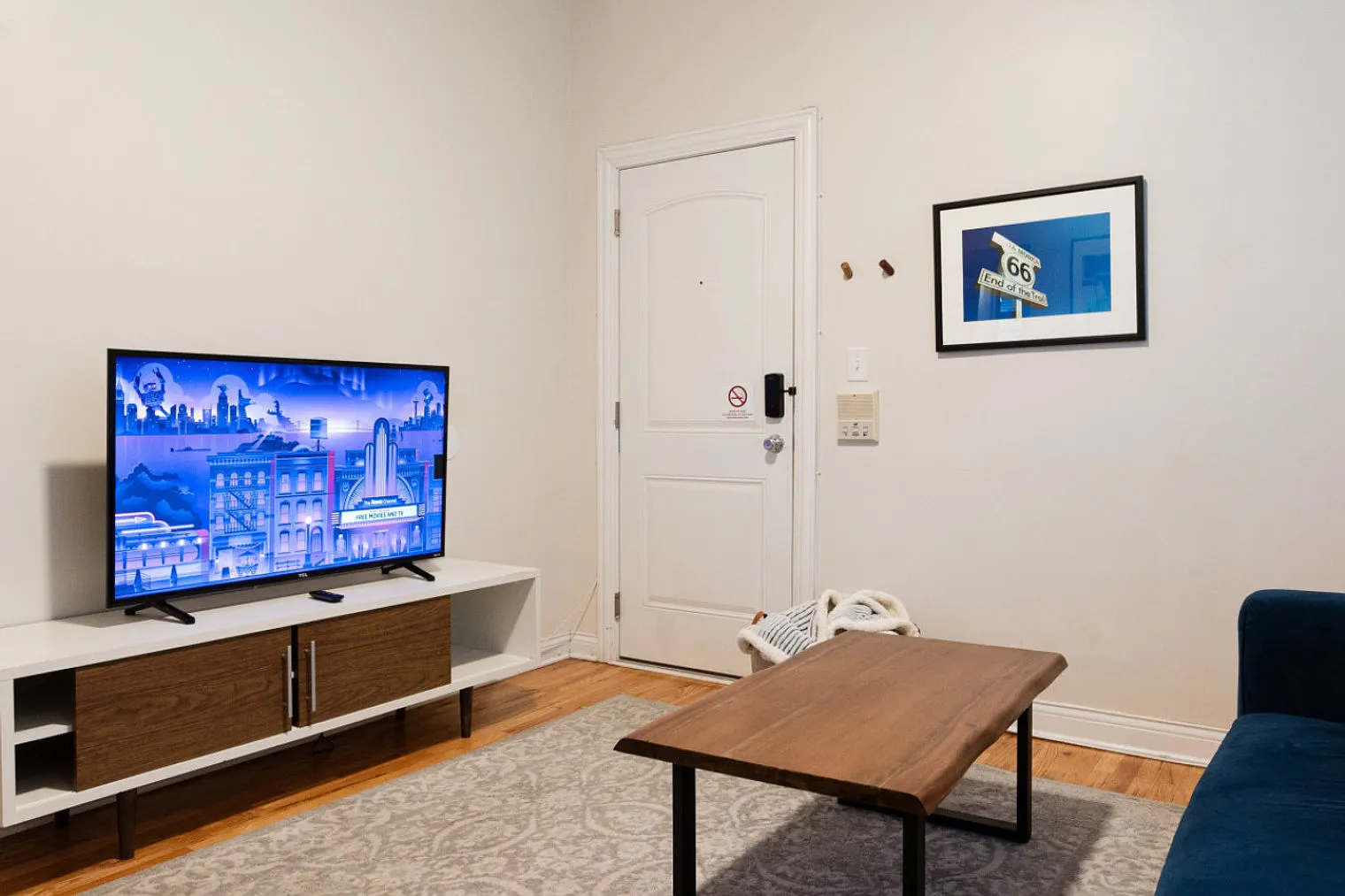2 bed, 1.0 bath, 1097 sqft, $3,400 — Photo 1