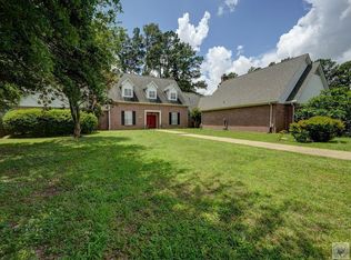 16 Sarah Ln, Texarkana, TX 75503
