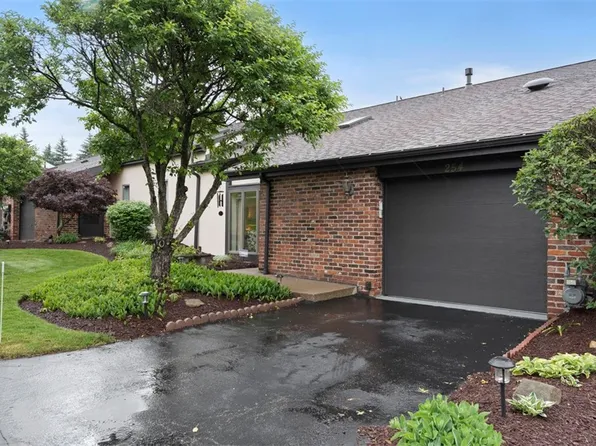 254 Greenwood Dr, Canonsburg, PA 15317