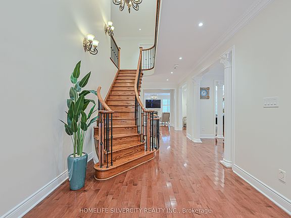 2nd image of 5 Highvalley Cir