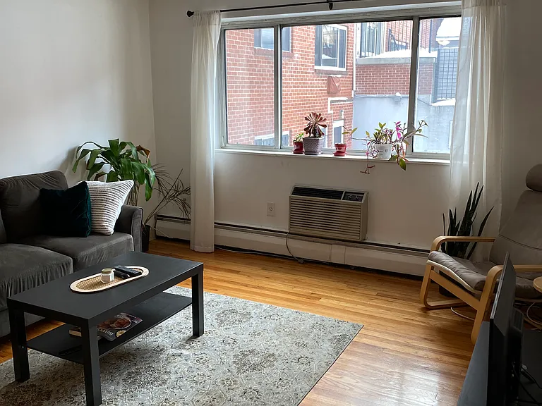245 Kelton St #22D — Photo 3