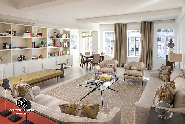 Rented by Coldwell Banker Warburg | media 14