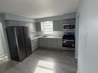 16 Silkman Pl #2R, Irvington, NJ 07111