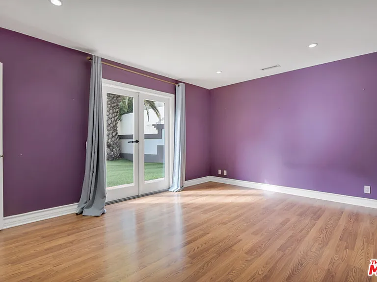 10557 Rocca Pl — Photo 31