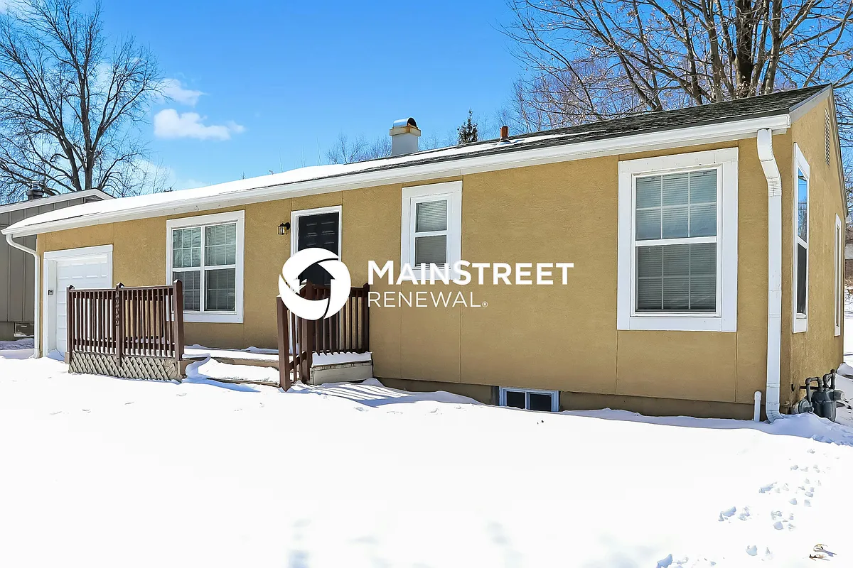 Front View - 4232 S Liberty St