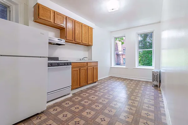 Rented by Bold New York | media 13