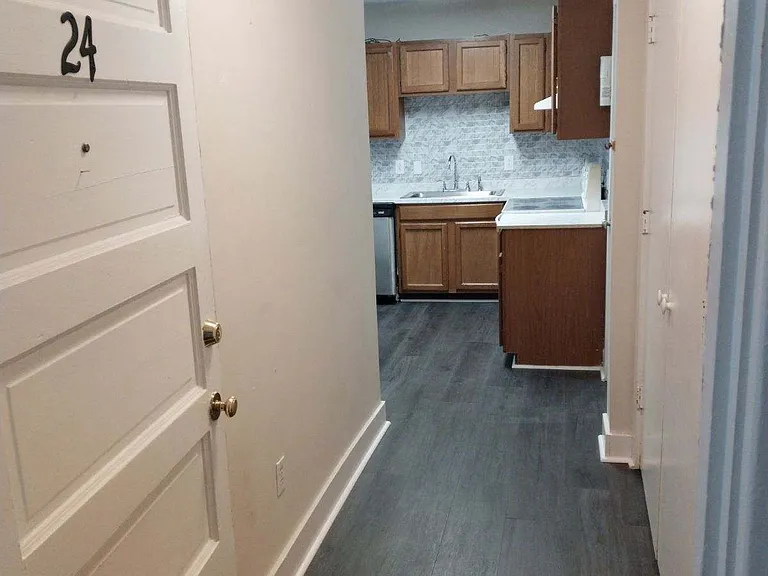 Unit 24 Foyer