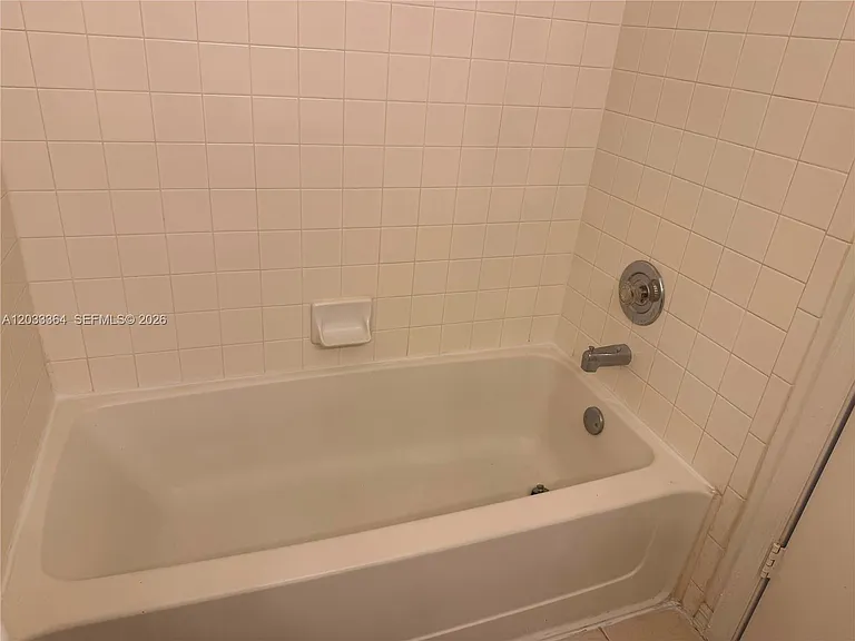 3350 Pinewalk Dr N #1427 — Photo 12