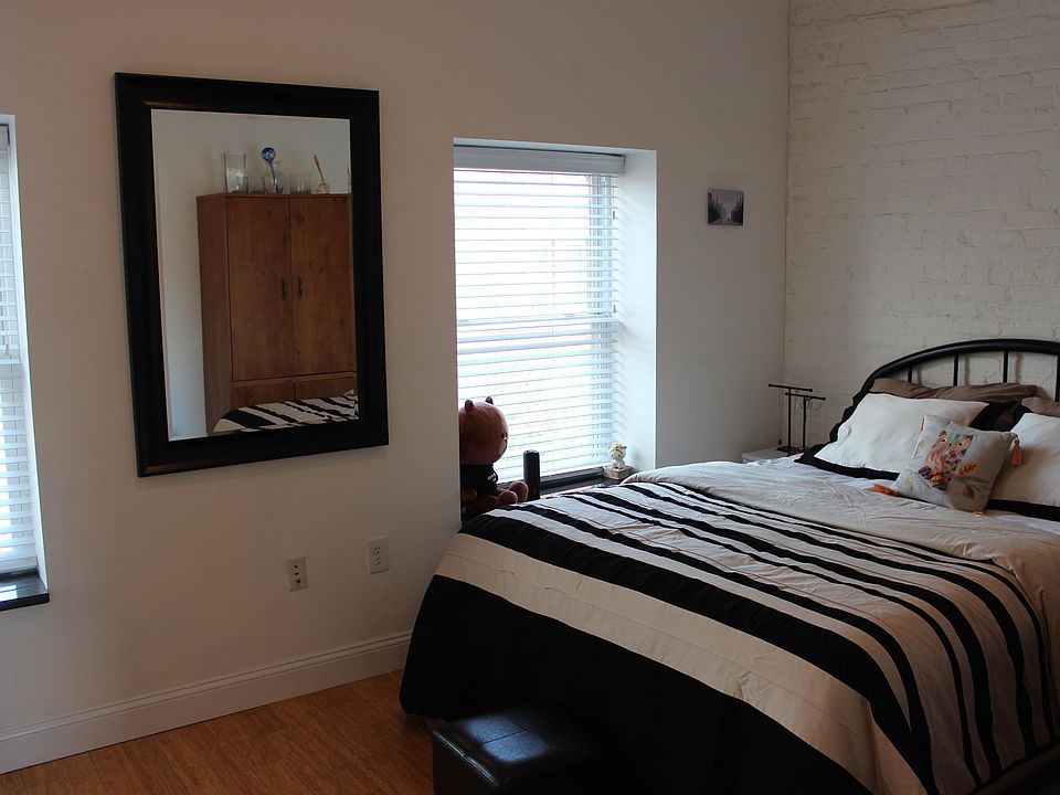 1st image of 420 Bloomfield St APT 4