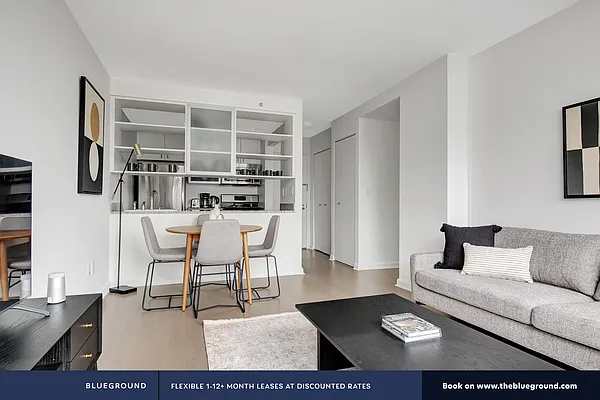 Rented by The Blueground | media 152