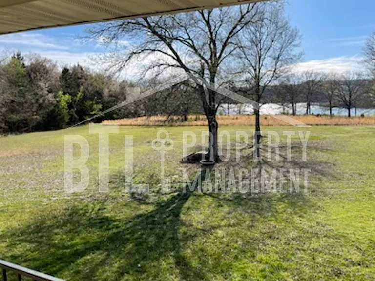 134 Lake Village Ln — Photo 22