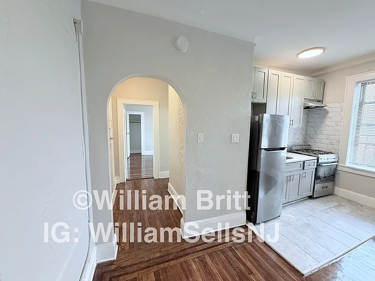 266 Beech St #31 — Photo 3