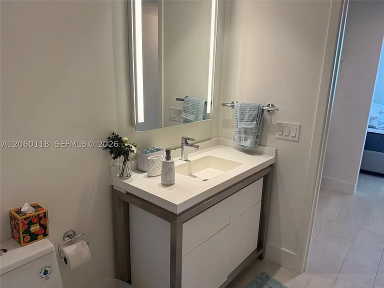 2000 Metropica Way #1105 — Photo 15